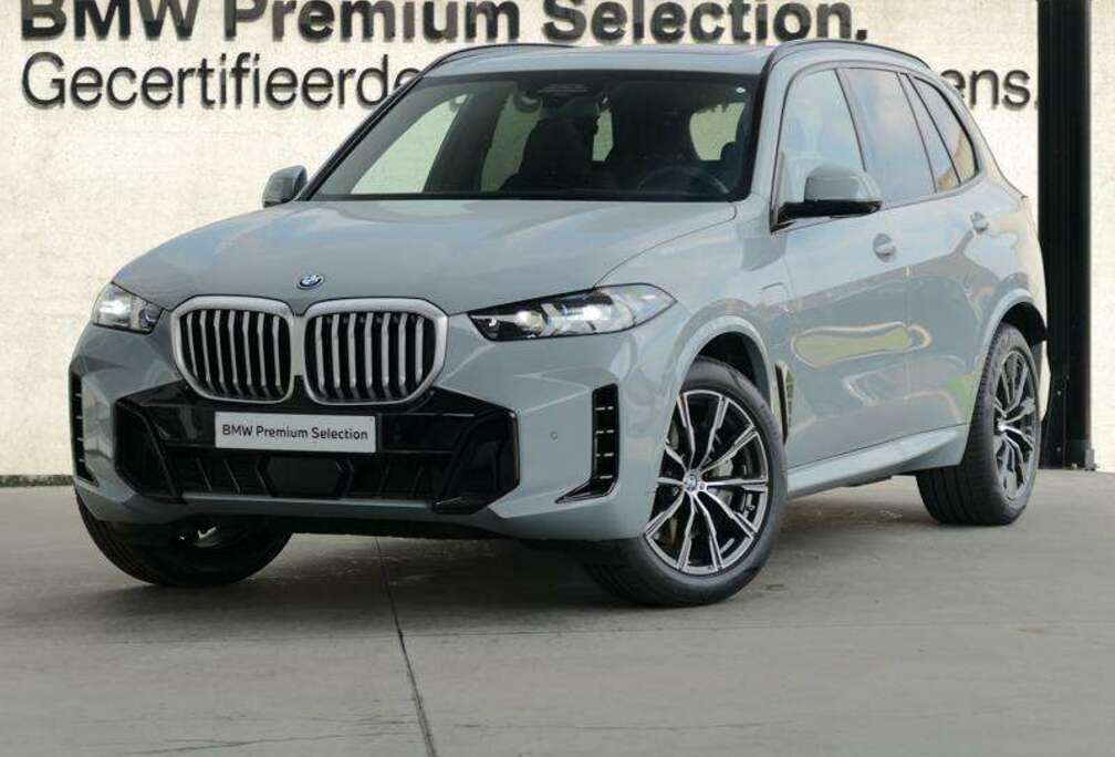 BMW xDrive50e M Sport  PANO  TOWB  Drive PRO