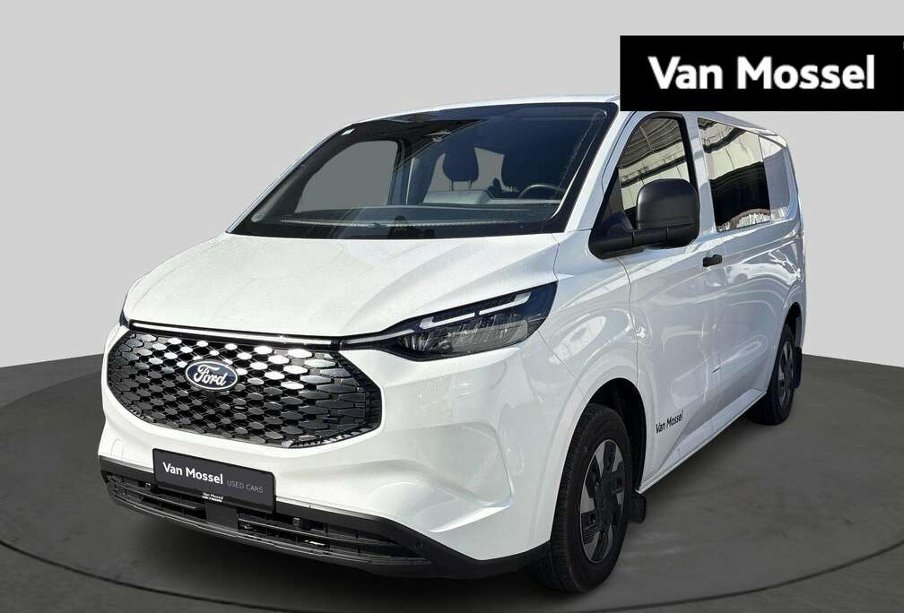 Ford 320S Trend Elec. 64kWh 160kW Multi-Use