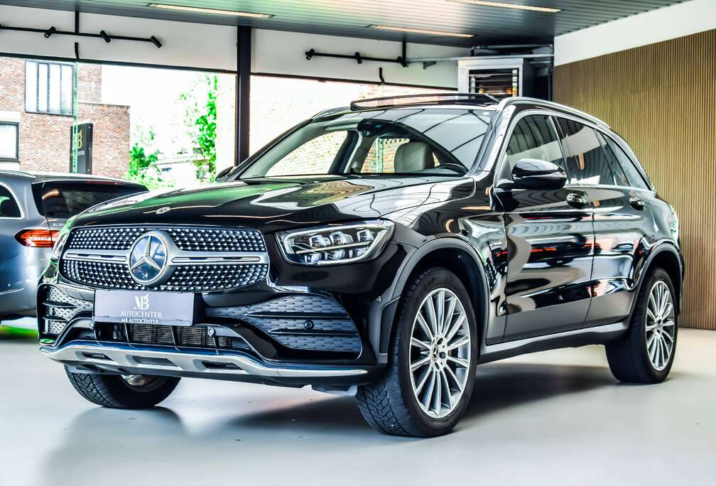 Mercedes-Benz e 4-Matic AMG-Line 09/2021 - Full Option