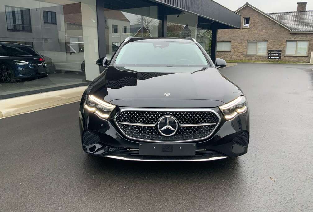 Mercedes-Benz de T 9G-TRONIC panorama dak 100% hybride