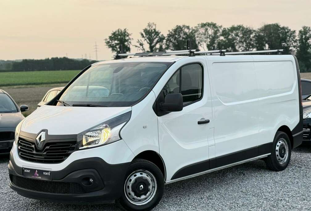 Renault LONG CHASSIS - ATT REMORQUE - 3 PL - CAMERA - TVAC