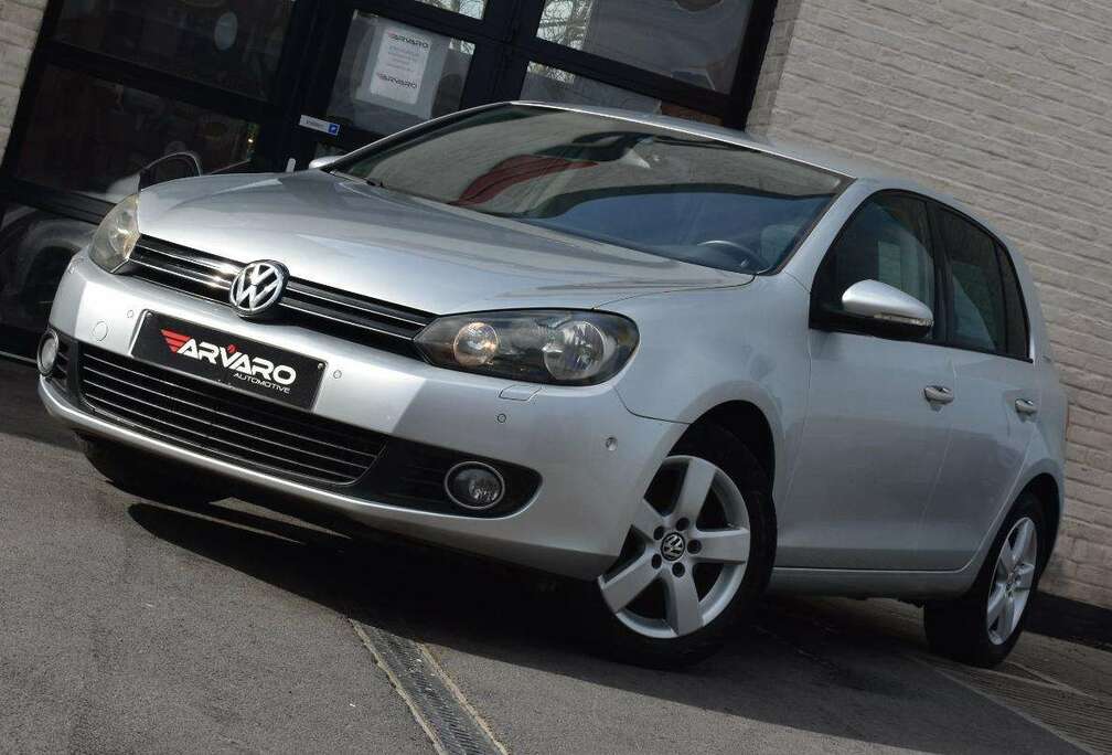 Volkswagen 1.4i Team Cruise / PDC / Trekhaak / Verw Zetels