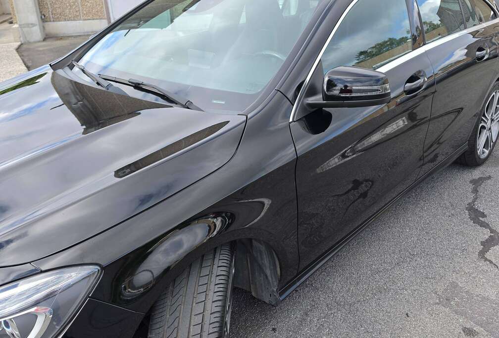 Mercedes-Benz CLA 200