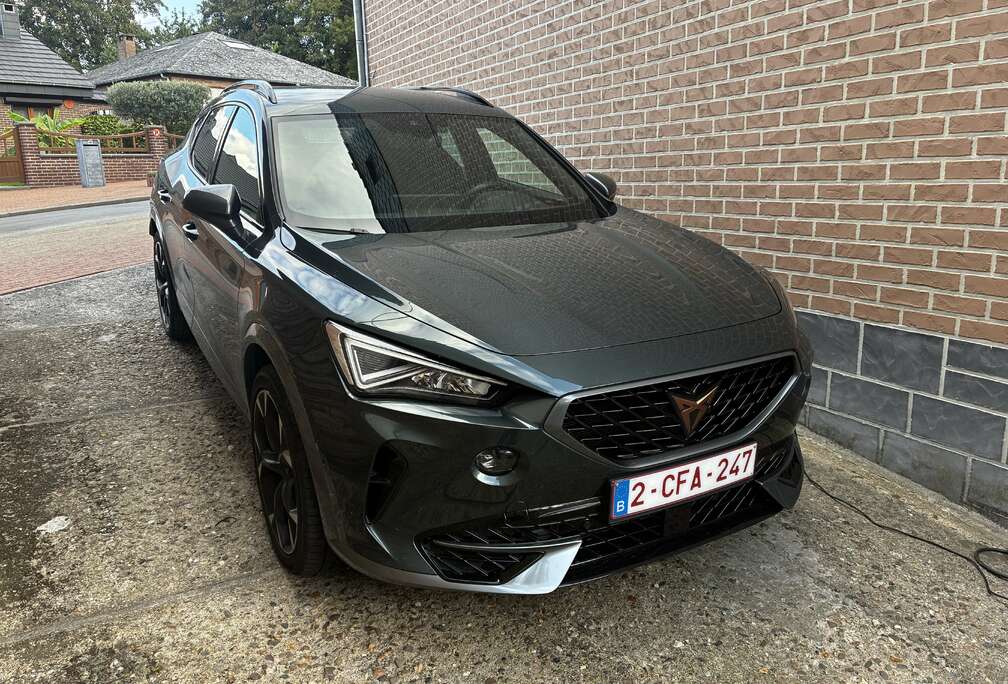 e-Hybrid 1.4 VZ DSG (180 kW)