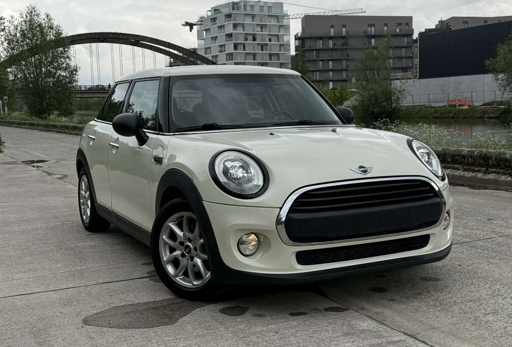 MINI 1,2 essence /Phares Led/AC/Navigation/Jantes 16/…
