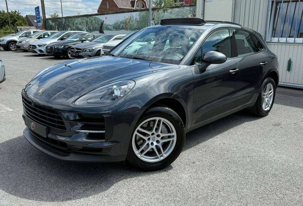 Porsche Macan 2.0 Turbo PDK / TOIT OUVRANT / CUIR / CAMERA 360 / 1ERE MAIN