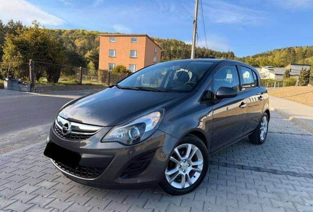 Opel Corsa 1.4i Cosmo