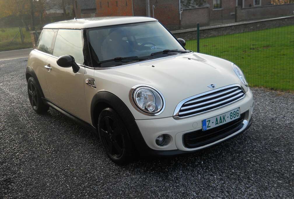 MINI Mini 1.6i 16v One