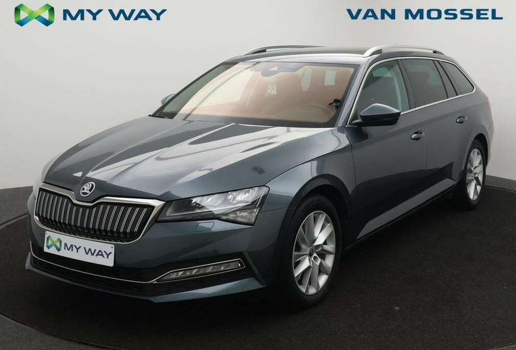 Skoda Superb Wagon Style 1.4TSI iV 217PK *AUTOMAAT*TREKHAAK*LEDER*CAMERA*CRUISE*APP-CONNECT*...*