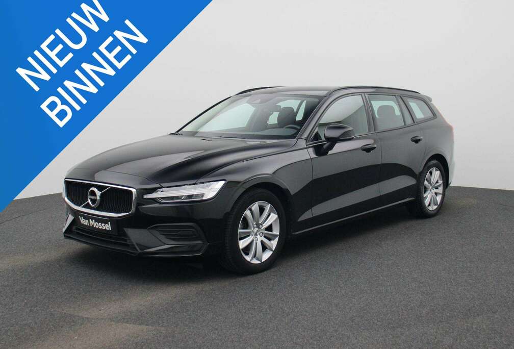 Volvo 2.0 B3 Momentum LED  CAMERA  CARPLAY  NAVI