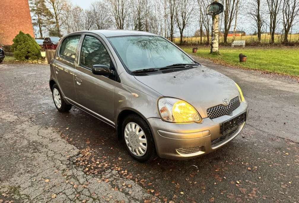 Toyota 1.0i 16v Linea Sol