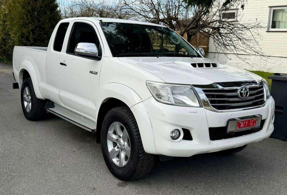 Toyota 2.5 D-4D 4WD STX