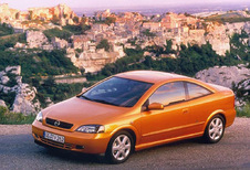 Opel Astra 3p