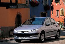 Peugeot 206 5d 1.4 75 Enfant Terrible (1998)