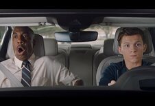 Spiderman apprend à conduire en Audi A8