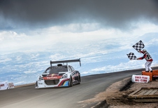 Sébastien Loeb rijdt weer met Peugeot 2018 T16 Pikes Peak