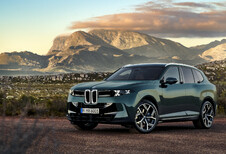 Le nouveau BMW X5 est également disponible en version électrique iX5 dotée d'une énorme batterie.