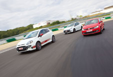 ABARTH PUNTO EVO • RENAULT CLIO RS • VOLKSWAGEN POLO GTI : Twee honden en een been