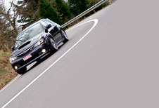 SUBARU IMPREZA WRX STI : Hoe zotter, hoe liever