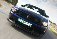 FORD MUSTANG BOSS 302 (2011)