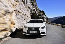 LEXUS LS 600h