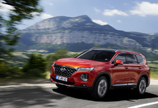 Hyundai Santa Fe 2.2 CRDI 4WD 8AT (2018)