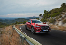 Mazda CX-3: Onderhuids