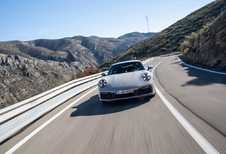 Porsche 911 Carrera S (2019)
