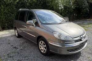 Peugeot 807