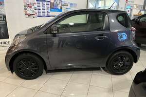 Toyota iQ