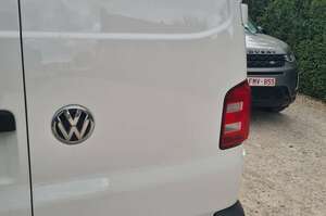 Volkswagen t6 transporter