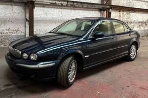 Jaguar X-Type