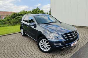 Mercedes-Benz M-Klasse