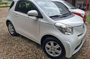 Toyota iQ