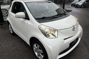 Toyota iQ