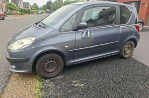 Peugeot 1007