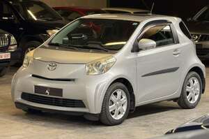 Toyota iQ