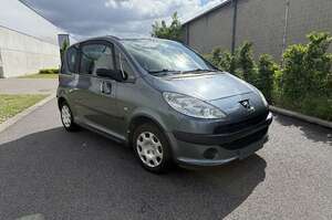 Peugeot 1007