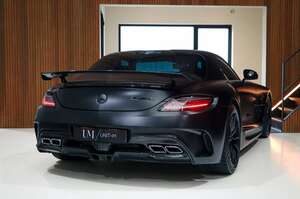Mercedes-Benz SLS AMG