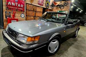 Saab 900