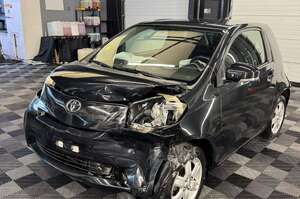 Toyota iQ
