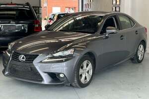 Lexus IS