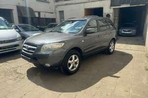 Hyundai Grand Santa Fe