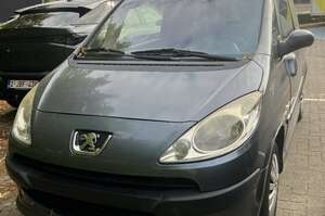 Peugeot 1007