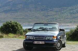 Saab 900