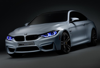 BMW M4 Iconic Lights blikt vooruit #1