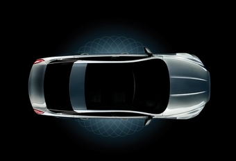 Eerste glimp van nieuwe Jaguar XJ #1