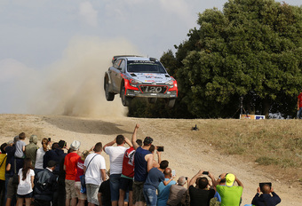Thierry Neuville vergroot voorsprong en kan morgen rally van Sardinië winnen #1
