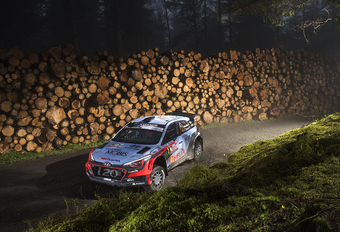AutoWereld naar de Rally van Wales (2): Thierry Neuville houdt het spannend #1