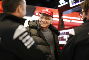 Niki Lauda na longoperatie weer uit coma #1